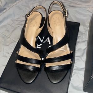 Black heels 7 1/2 in woman